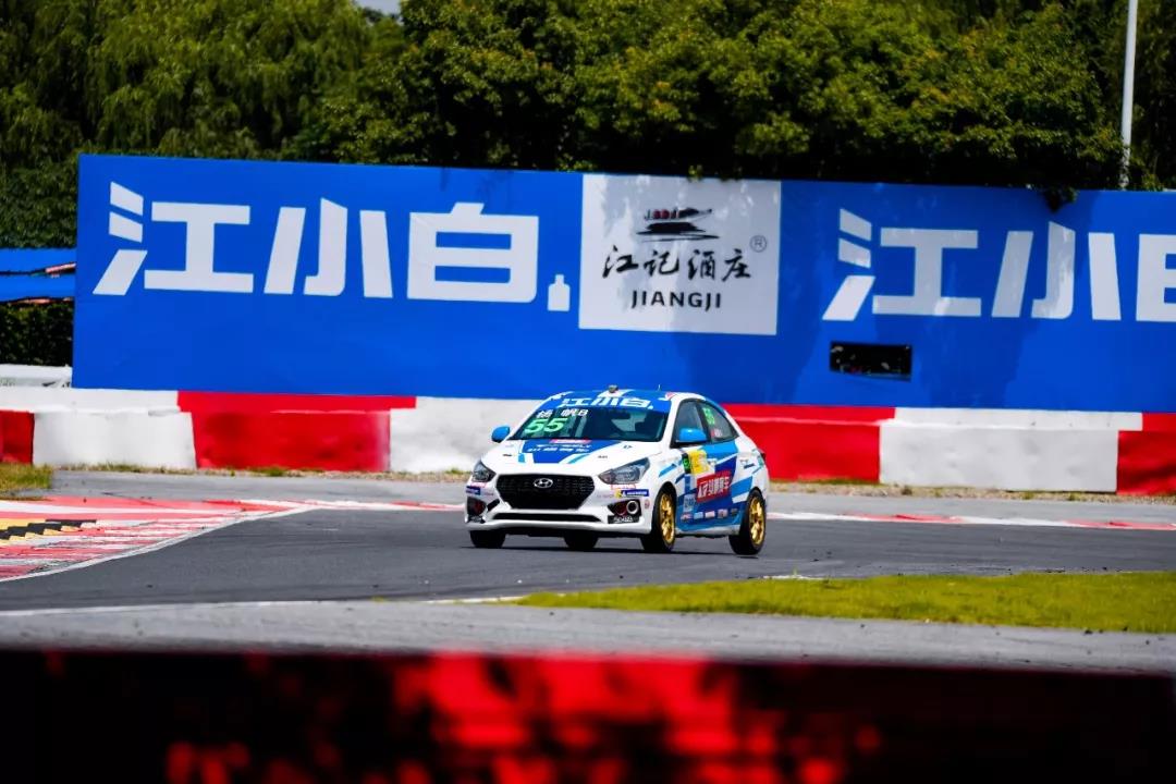 CTCC R3 纵横车队荣膺大满“冠”！