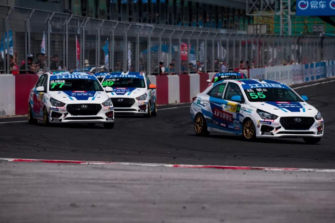 CTCC R3 纵横车队荣膺大满“冠”！