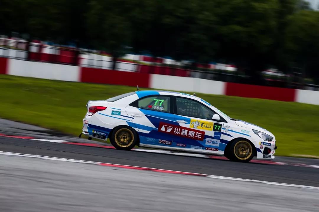 CTCC R3 纵横车队荣膺大满“冠”！